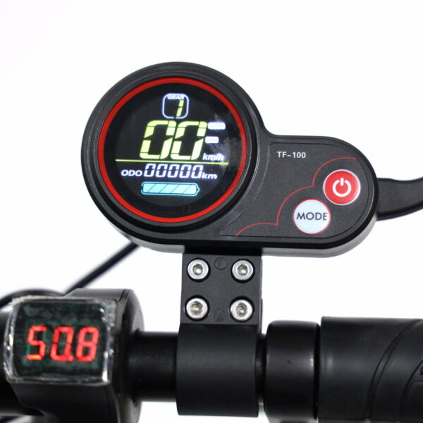 iENYRID M4 PRO Electric Scooter Display