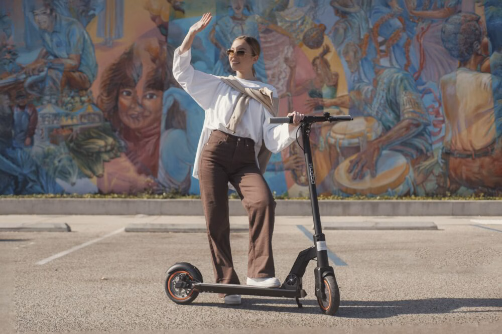 Kugoo M2 Pro Electric Scooter - Image 5